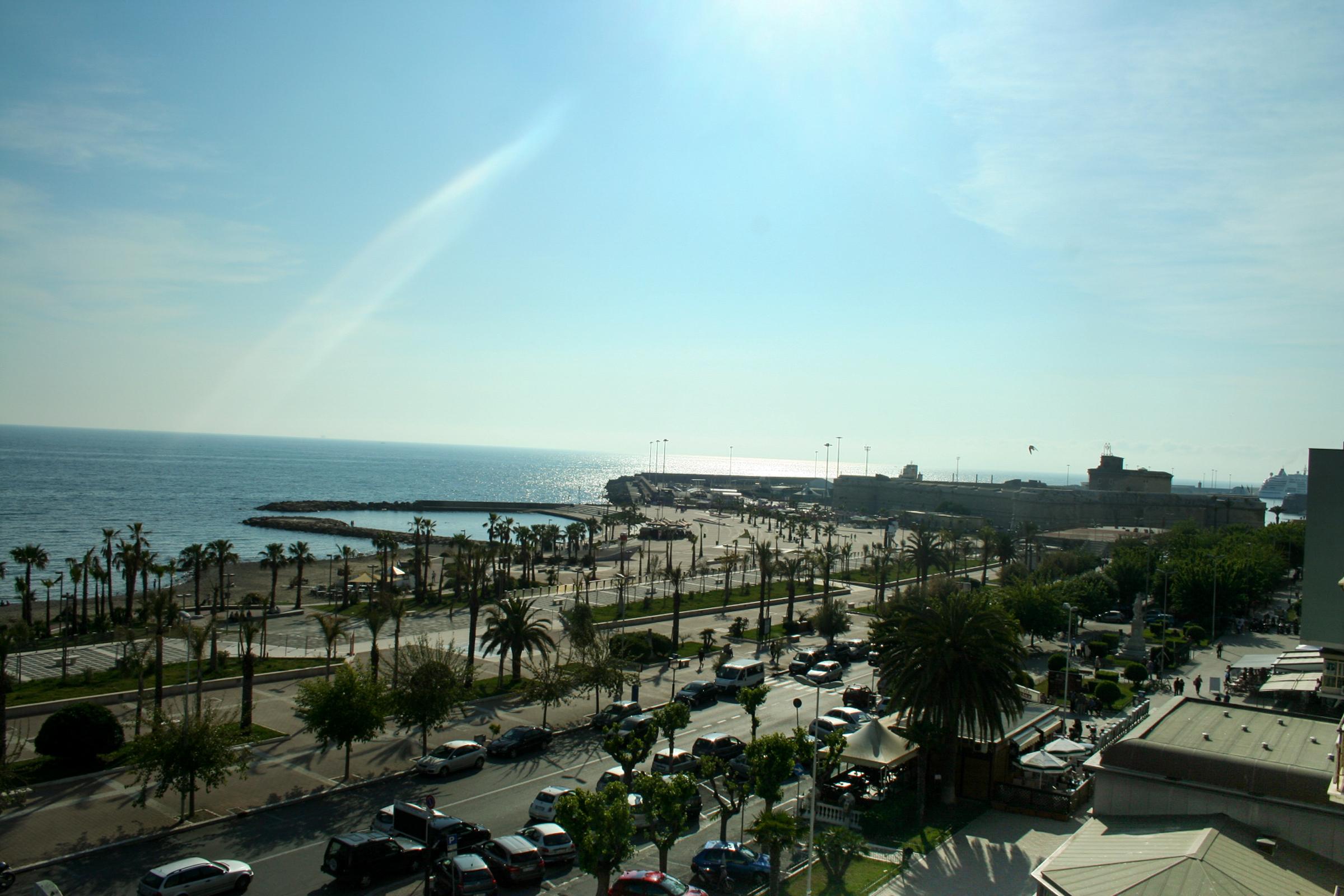 Hotel Mediterraneo Civitavecchia Exterior photo