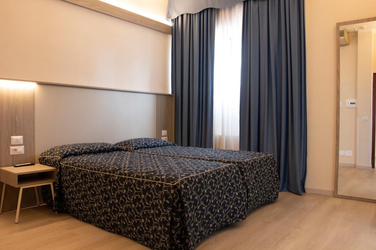 Hotel Mediterraneo Civitavecchia Exterior photo